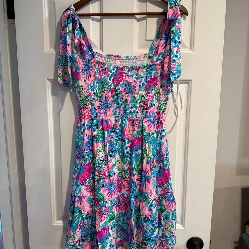 NWT Lilly Pulitzer Kailua Smocked Dress Paradise Petals - Picture 9 of 10